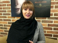 فریبا نادری ام خودشو زیر تیغ جراحی فرستاد | خانم با این رنگ مو و زاویه سازی صورتش شده عین 20 ساله ها