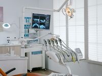 تخصصی‌ترین سایت خدمات واردات تجهیزات پزشکی در ایران | چرا فراسان تیوان انتخابی مطمئن است؟