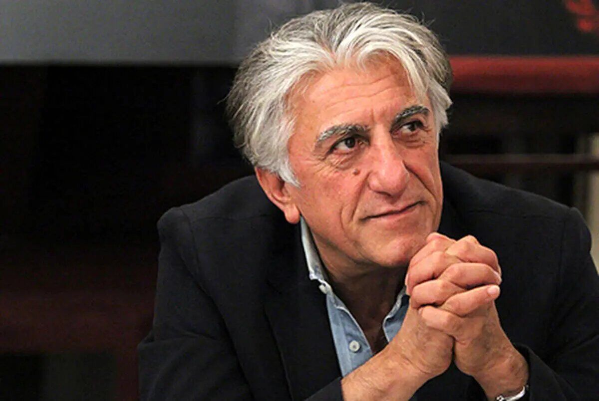 رضا کیانیان:تلویزیون زندگی تقلبی نشان می دهد