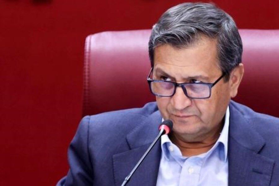  صعود قیمت دلار و سکه با اعلام استیضاح همتی
