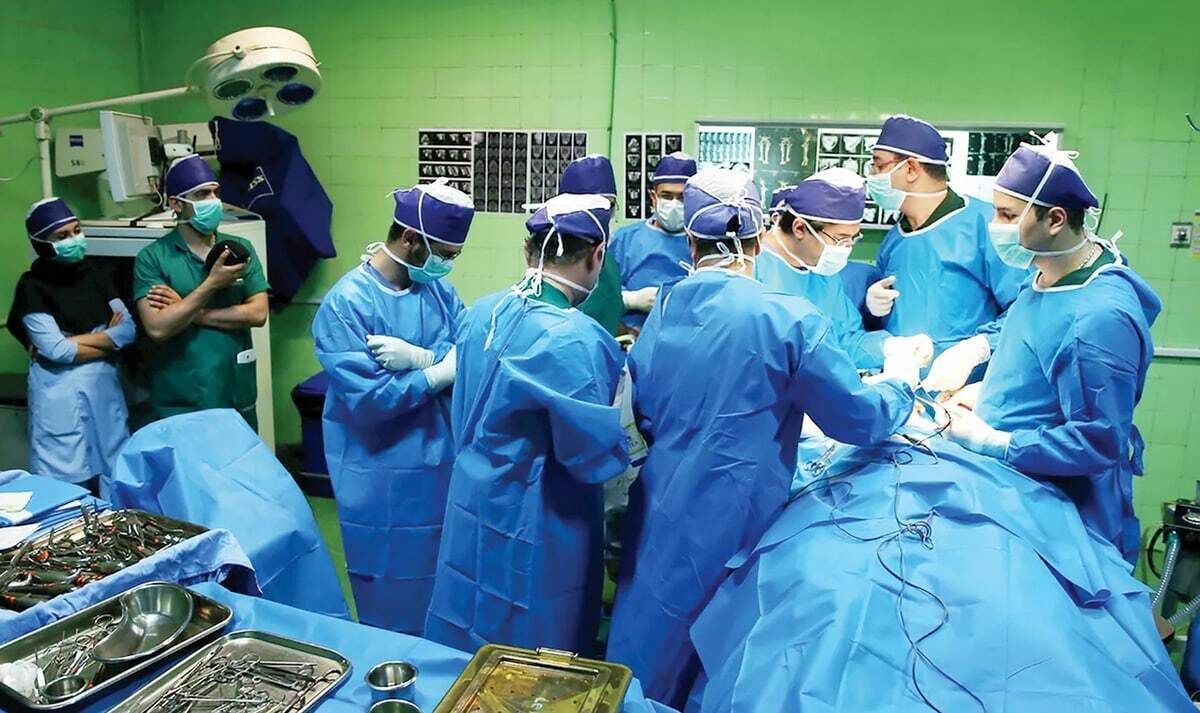 مرگ جوان ۱۹ ساله زیر تیغ جراحی زیبایی