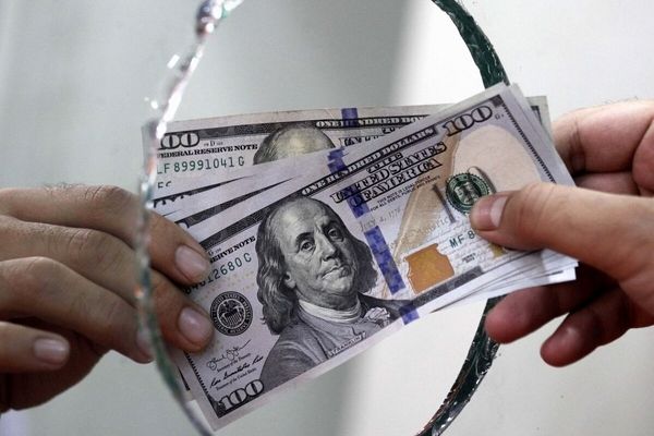 قیمت دلار امروز به عدد عجیب رسید!