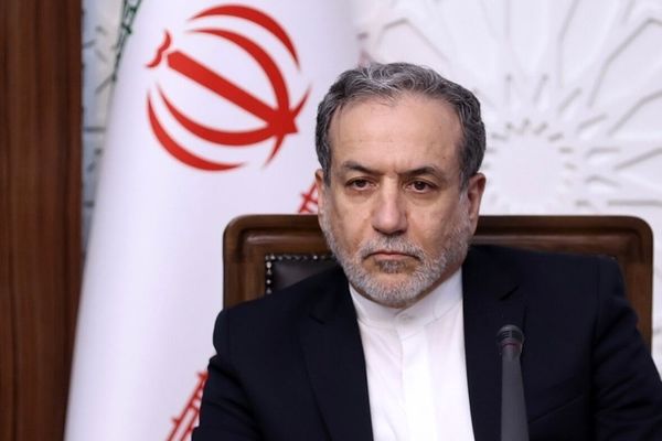 عراقچی:مذاکره‌ای با آمریکا نداشتیم