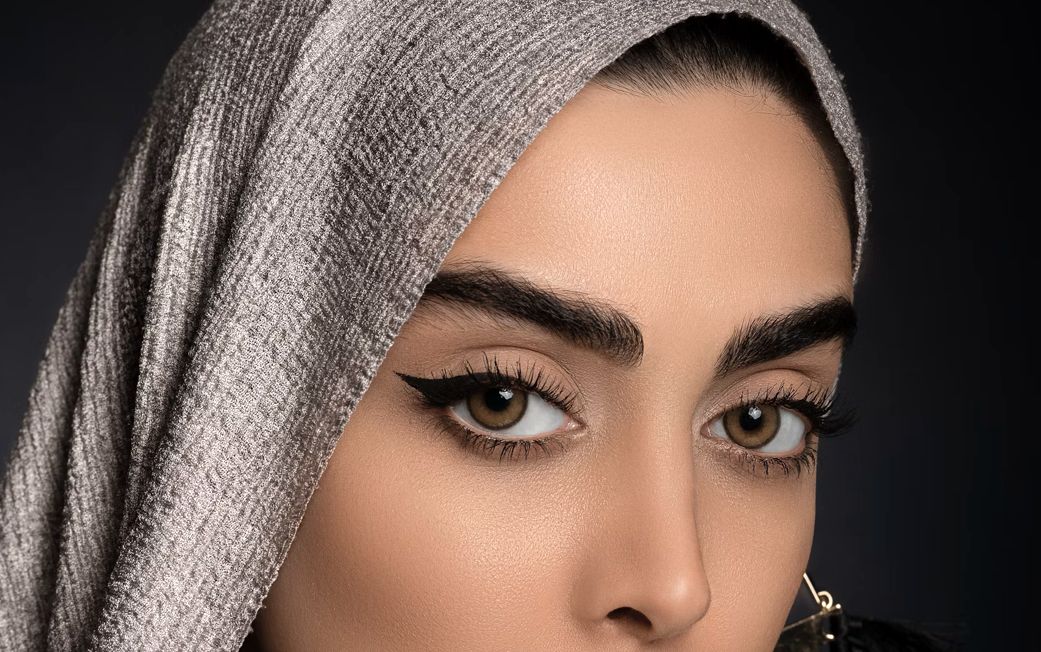 راهنمای جامع کاشت ابرو به روش SUT با بررسی مزایا و هزینه