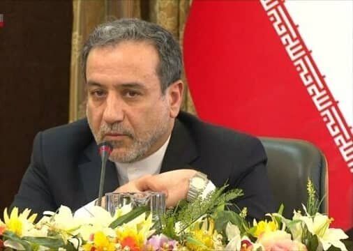 عراقچی: به ترامپ تردید داریم
