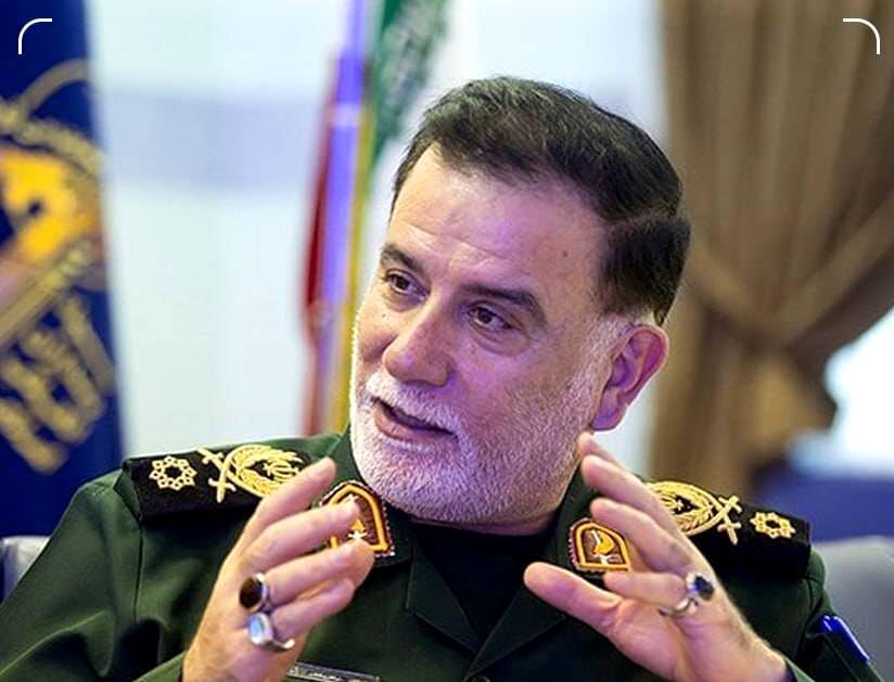 روضه خوانی حاج محمود کریمی در مراسم تشییع پیکر شهید عباس نیلفروشان
