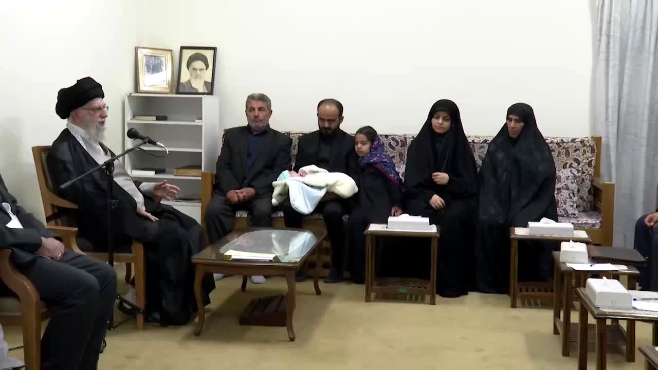  بیانات تسکین دهنده رهبر انقلاب خطاب به خانواده شهدای پدافند