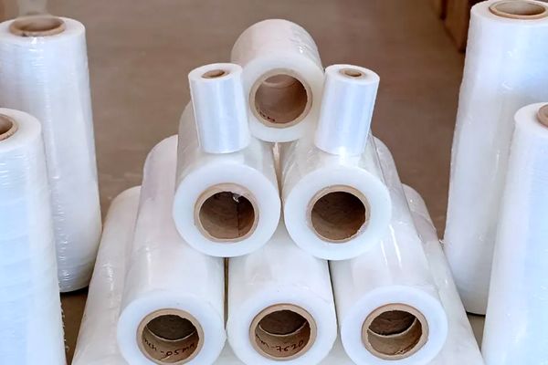 آشنایی با انواع نایلون بسته‌بندی: تک لایه، 3 لایه و 5 لایه