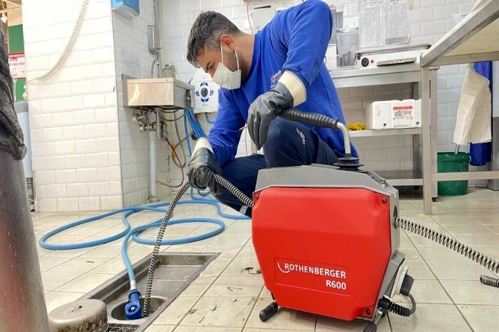 شرکت لوله بازکنی لوله یار 