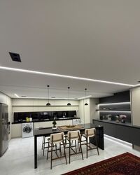 چطور بدون هزینه اضافی، یک آشپزخانه مدرن و باکیفیت طراحی کنیم؟

