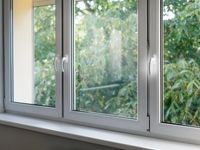 پنجره دوجداره مناسب مناطق سردسیر و گرمسیر