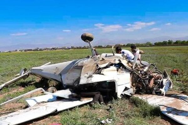 تصاویر حادثه سقوط هواپیما در قزوین ؛ وضعیت سرنشینان + جزئیات
