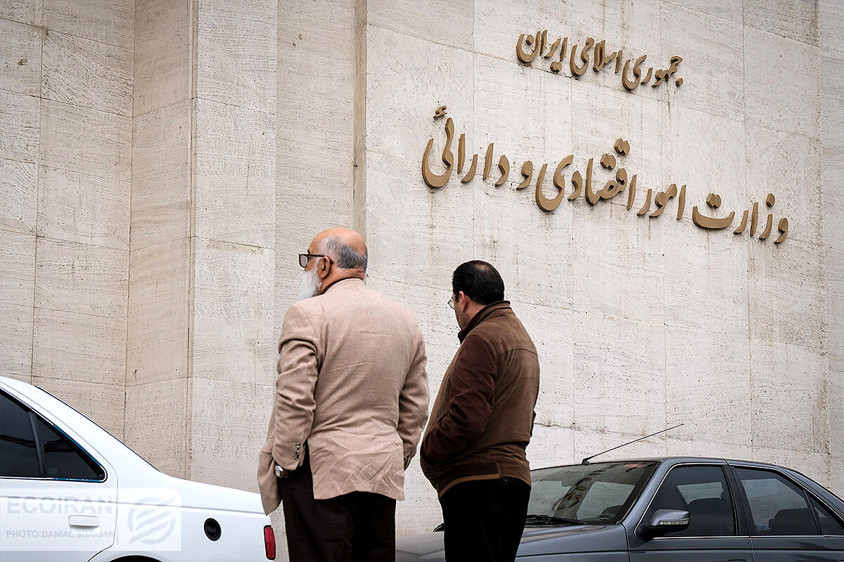 جدیدترین خبر از واردات و عرضه بنزین سوپر